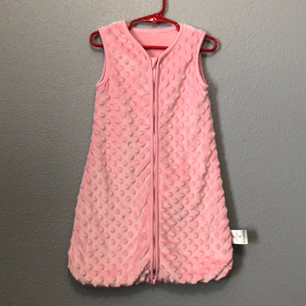 DaysU baby sleep sack S pink zip front soft polyester cozy inside and out EUC